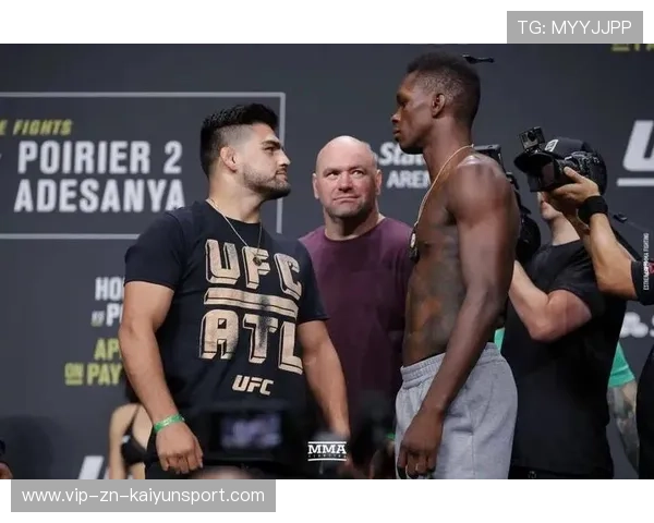 UFC选手暴怒开局八连击：一场血腥冲突的巅峰对决